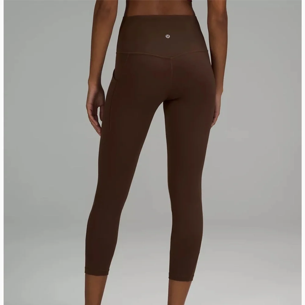Nwt lululemon align leggings 25” with pockets Java